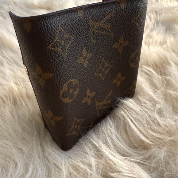 Louis Vuitton Victorine Wallet - Picture 8 of 10